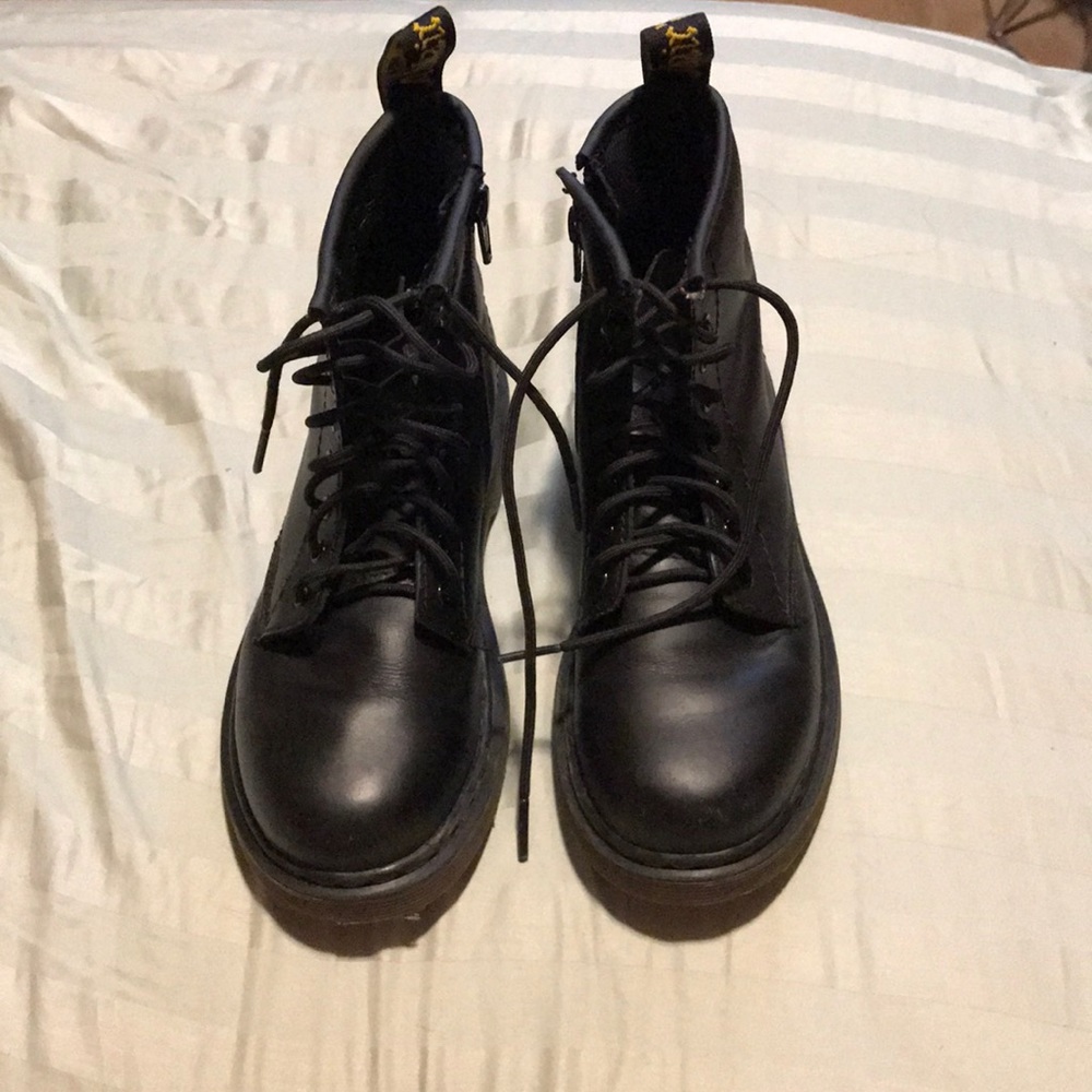 Kids boots